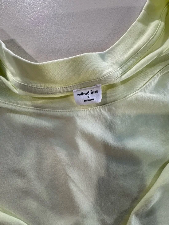 Wilfred Cheerful Pale Lime Tour Long Sleeve Tee - Picture 3 of 3